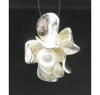 PE000395 Stylish Sterling silver pendant 925 solid Flower pearl