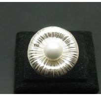 R000555P Sterling Silver Ring Solid 925 Pearl Perfect Quality Nickel Free Empress