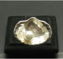R000449P Extravagant Sterling Silver Ring Genuine Solid 925 Shell Pearl Handmade Empress