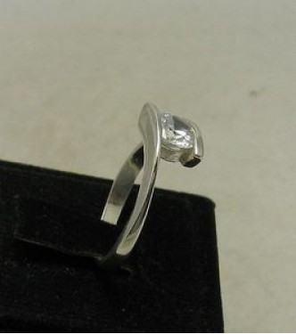 R001053 Genuine Stylish Sterling Silver Ring Hallmarked Solid 925 CZ Handmade Empress