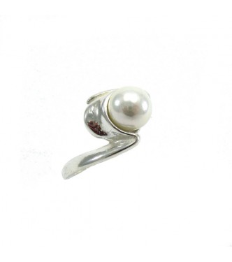 R000020 Stylish Sterling Silver Ring Hallmarked Solid 925 With 6mm Pearl Handmade
